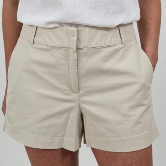 LOFT- Tailored Chino Shorts in Khaki - Size 12- New with tag (NWT)
